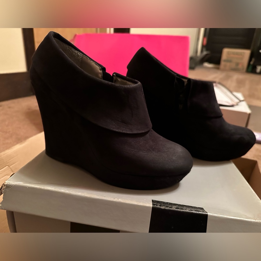 *EUC*Sz 9*Mossimo* zipper wedges